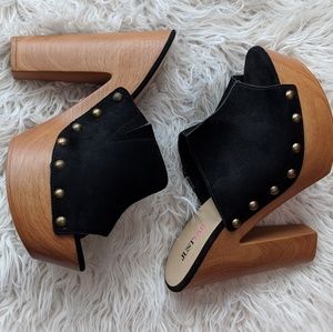 Black Chunky Heels